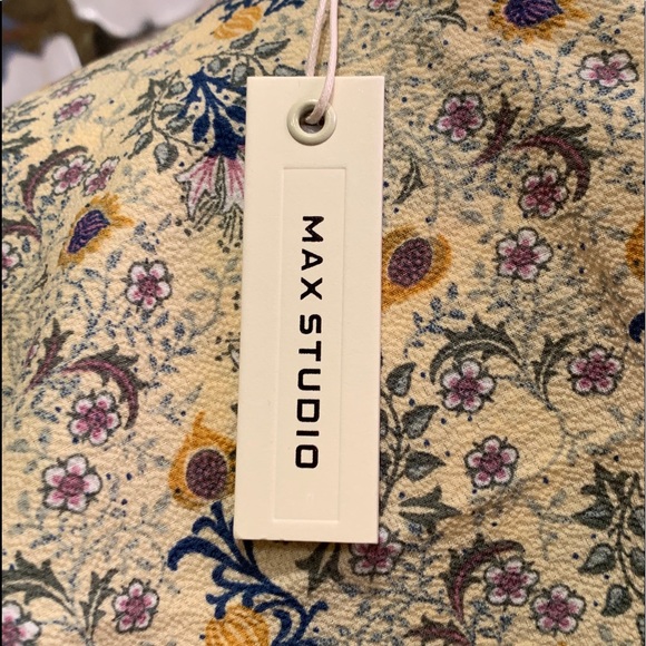 Max Studio asymmetrical wrap around floral dress - Picture 6 of 8